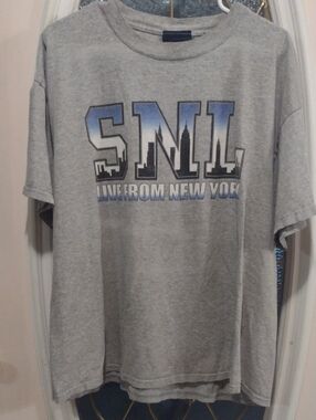 Vintage Men's Gray SNL 'Live From New York' Graphic Short Sleeve Tee